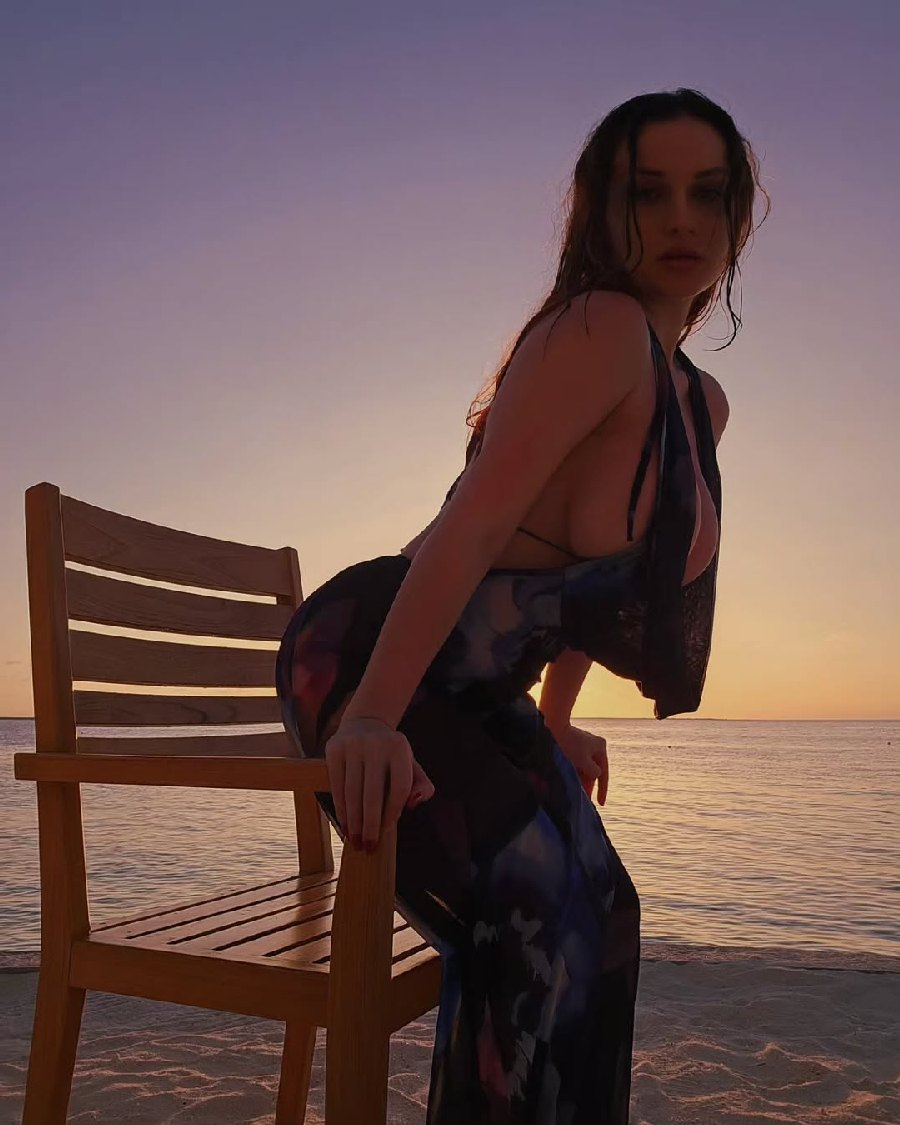 Sexy girl Miranda Faith nude in Bocaro Steele City